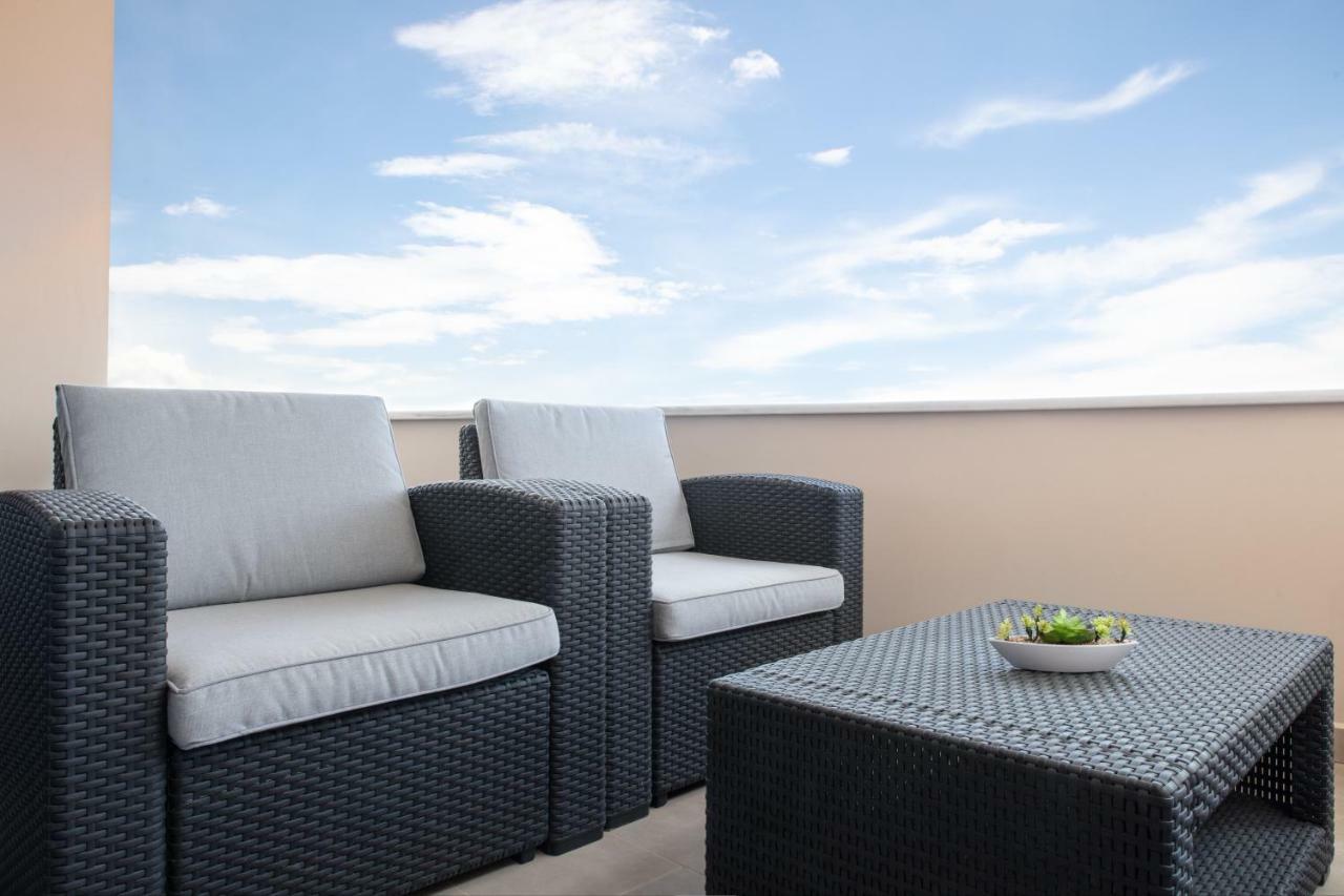 Royalty Suites Loft Nikiti  Ngoại thất bức ảnh